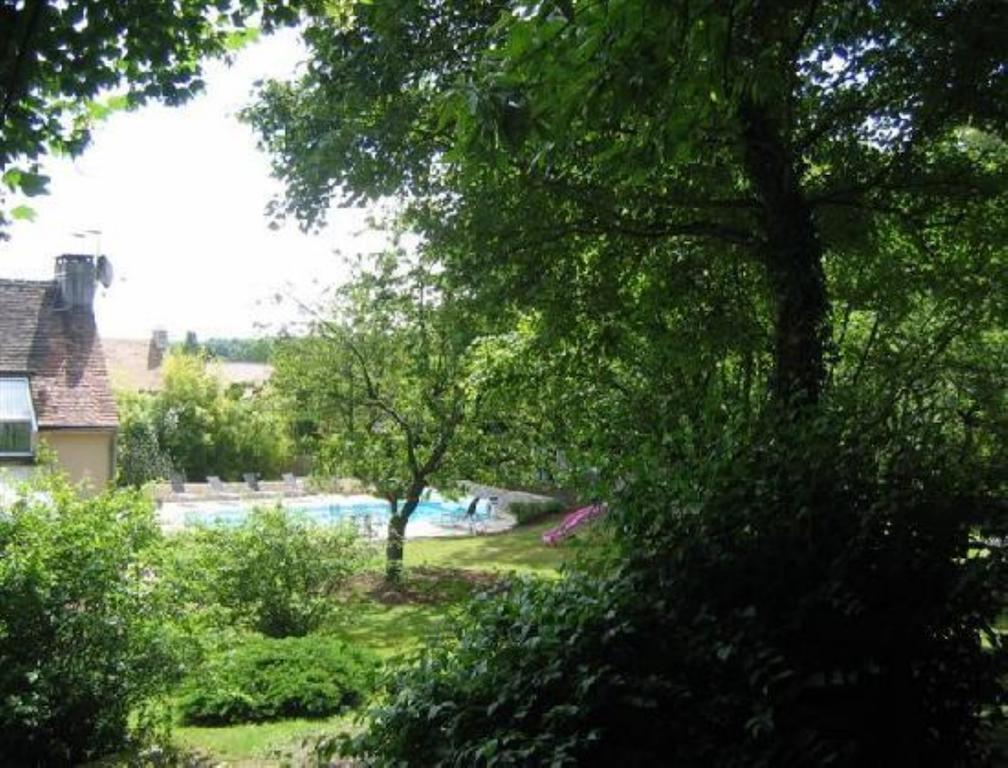 Bed and Breakfast Le Jardin des Roches à Moigny Extérieur photo
